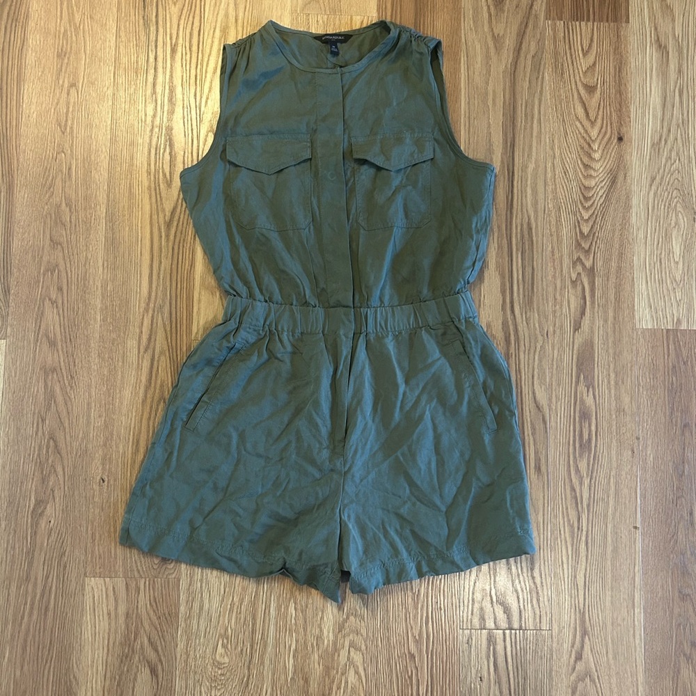 Banana Republic Olive Green Top